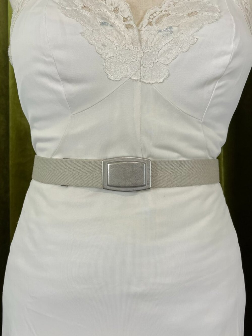 Vintage Liz Claiborne Belt, Adjustable up to 32"